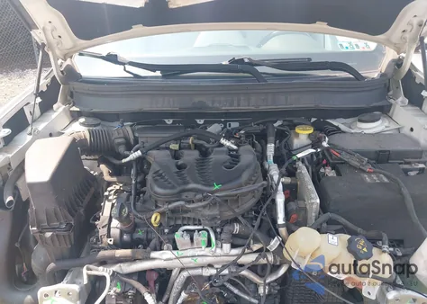 2019 Jeep Cherokee Limited 4X4 from USA, damaged, VIN 1C4PJMDX5KD146562